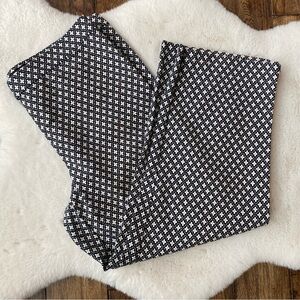 J Jill Black Floral Geometric Print Womens Size 14 Cropped Flat Front Pants